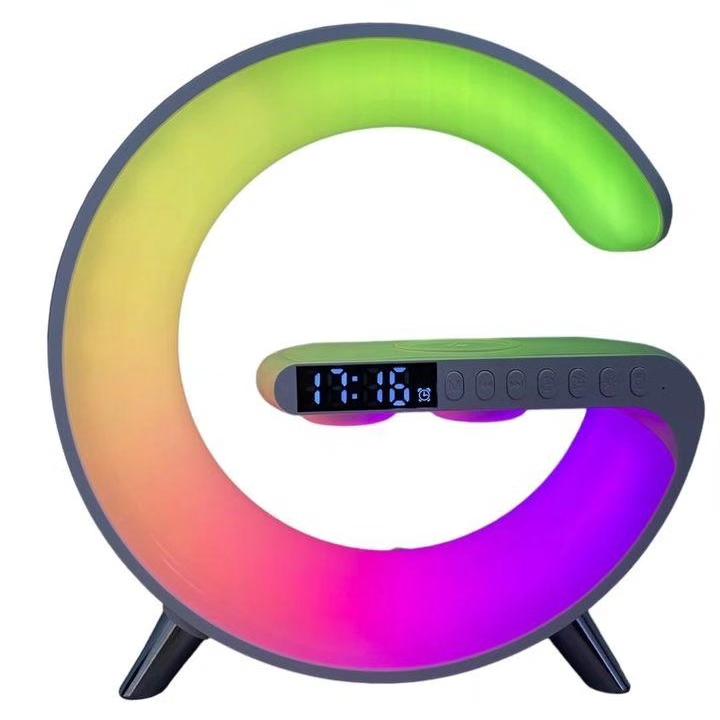 Lampa s nabíjecí plošinou